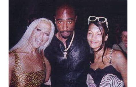 2pac e donatella versace|A History of Versace in Hip.